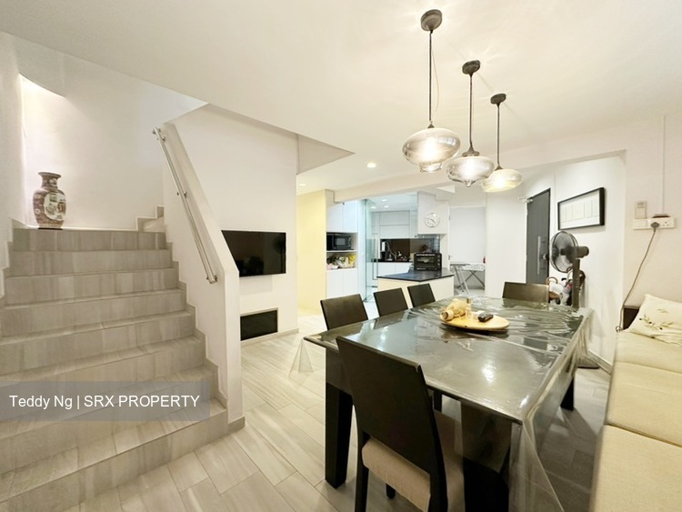 Blk 115 Sunset Way Residence (Clementi), HDB Executive #574125881